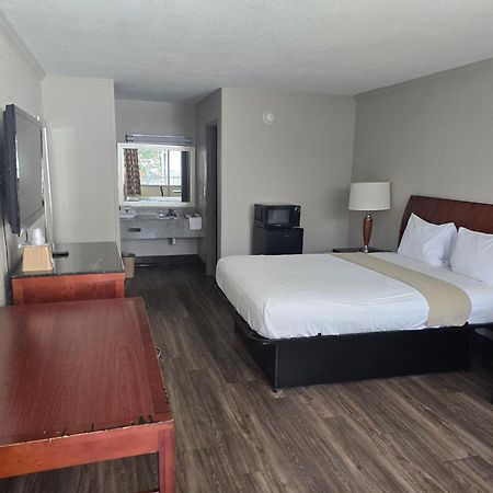 Days Inn By Wyndham Raleigh South Buitenkant foto