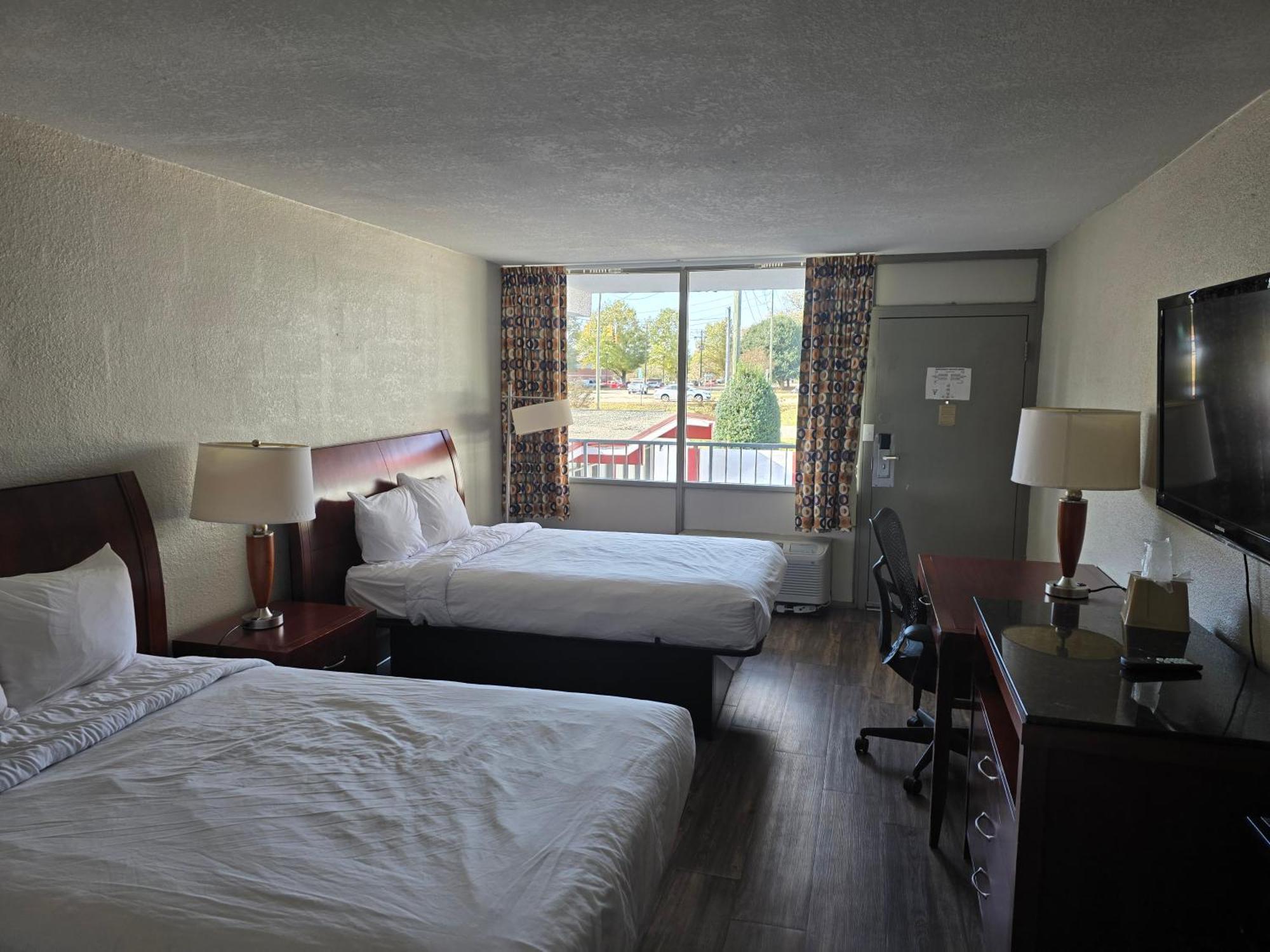 Days Inn By Wyndham Raleigh South Buitenkant foto