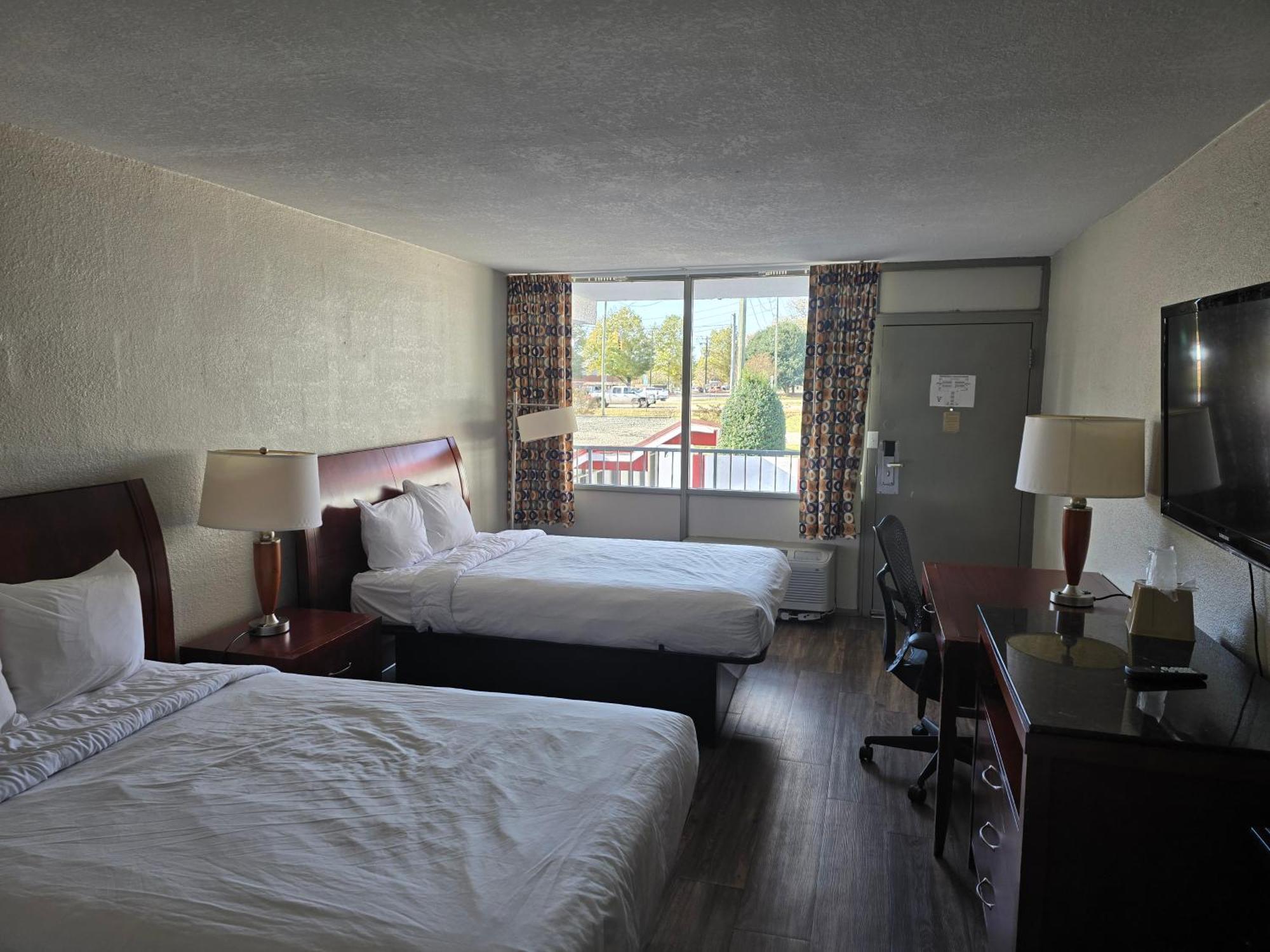 Days Inn By Wyndham Raleigh South Buitenkant foto