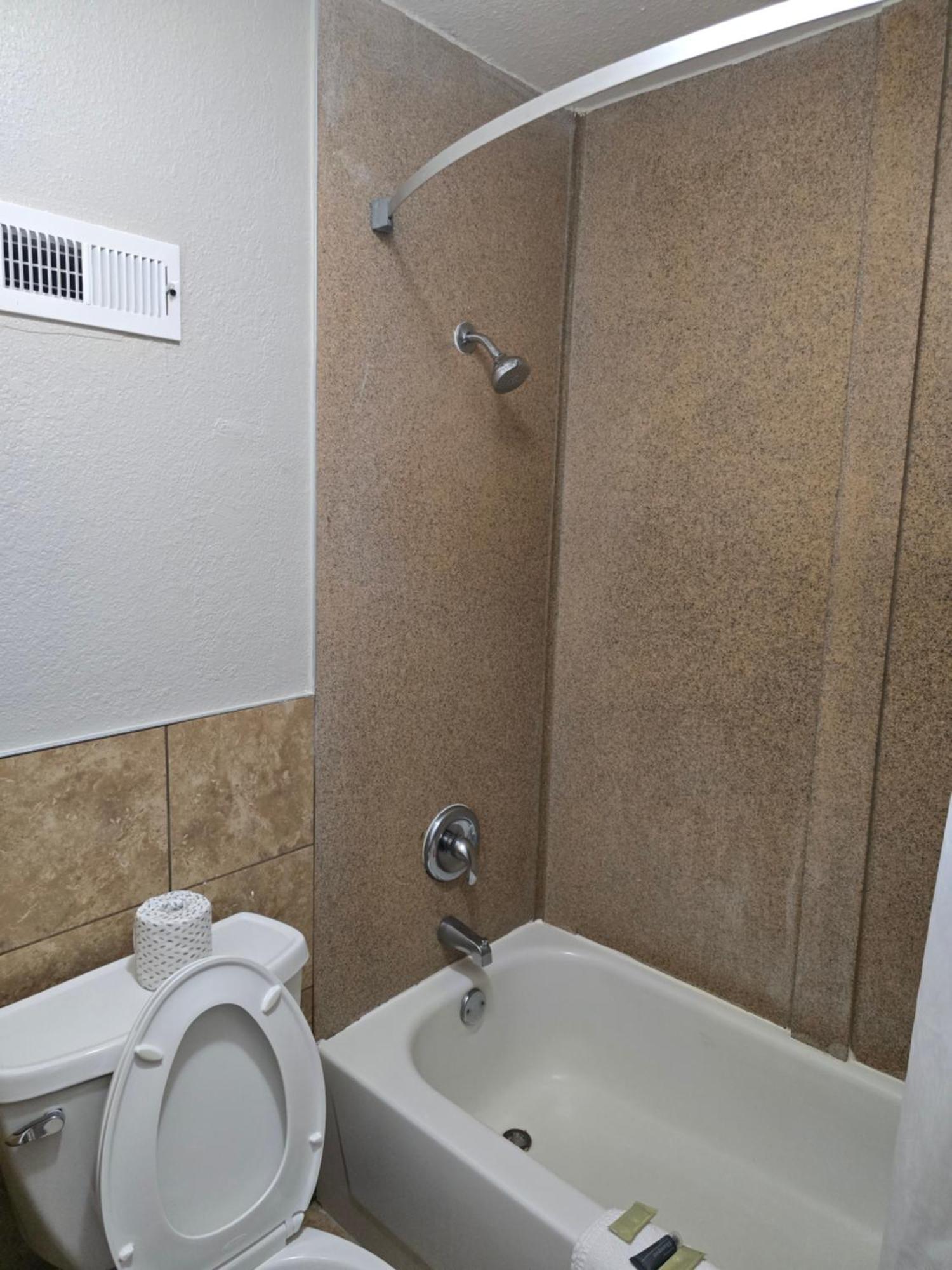 Days Inn By Wyndham Raleigh South Buitenkant foto